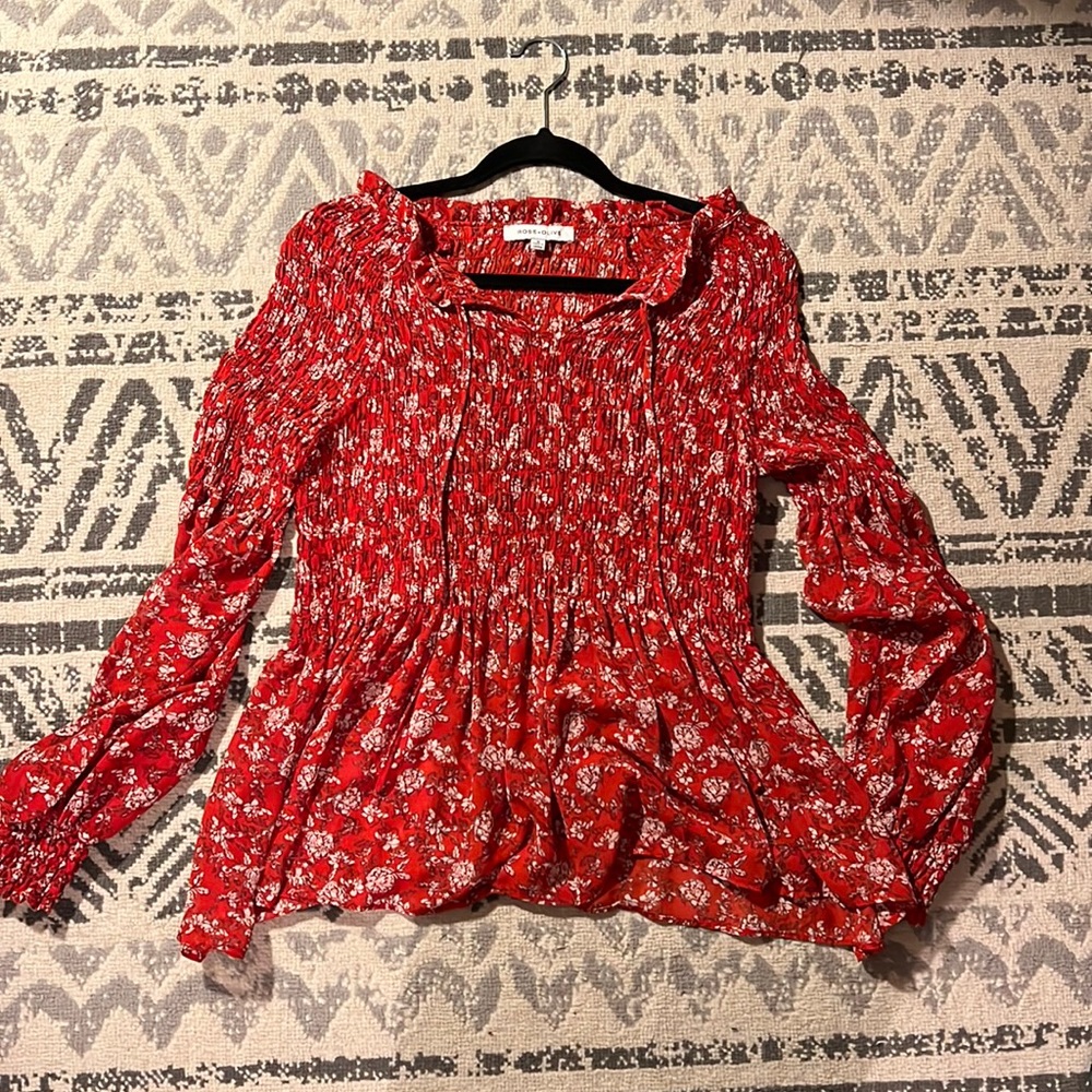 Women’s cute shirt Rose + Olive size small